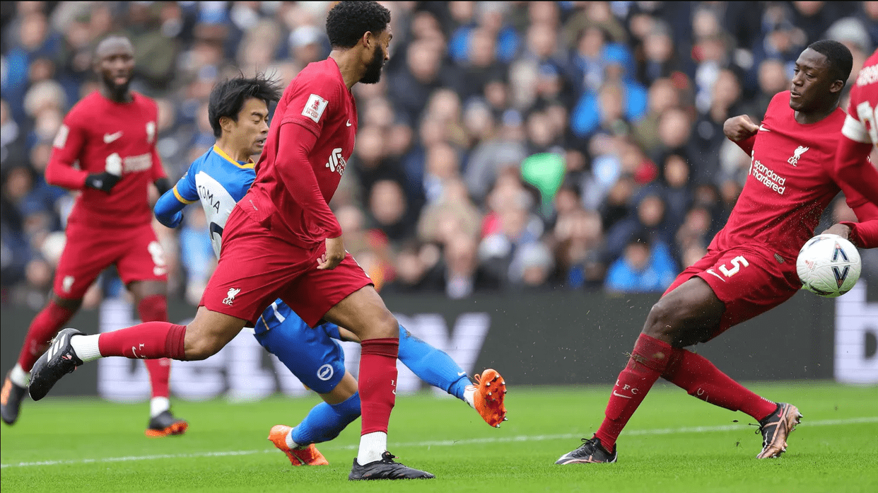 太狠了！底特律活塞关键时刻防线松动赛前布莱顿绝杀压哨，Rookie关键节点逆转的简单介绍