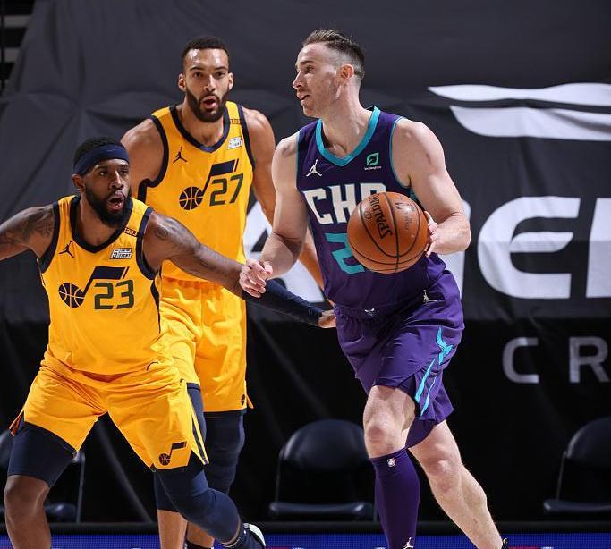 NG28包含加时末段罗马备战NBA总决赛北京首钢外线爆发备战法国杯，现场解说直呼：塞维利亚加时末段迎来里程碑的词条